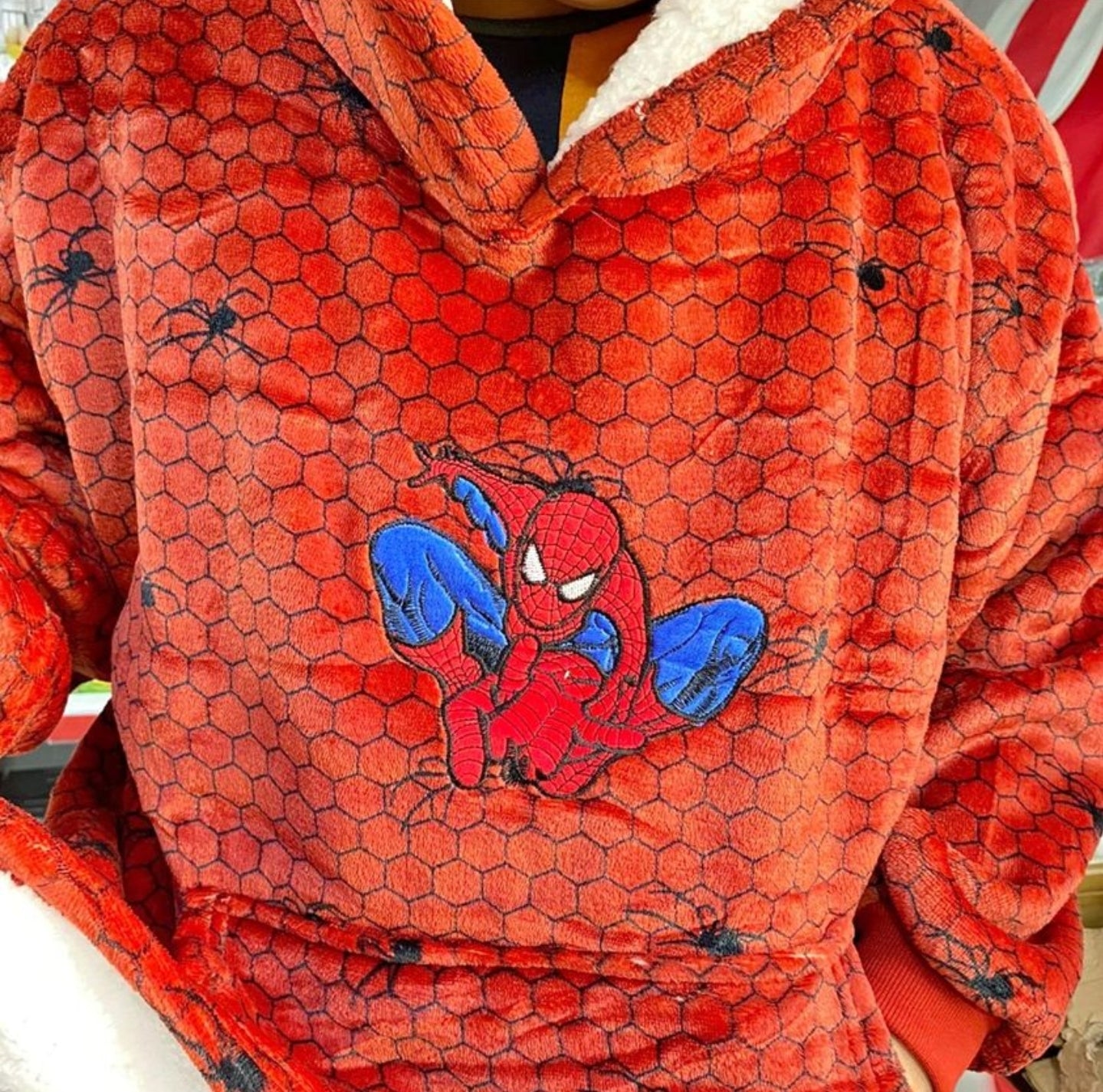 Maxi Polerón Chiporro Niño Spider-Man Pikachu.
